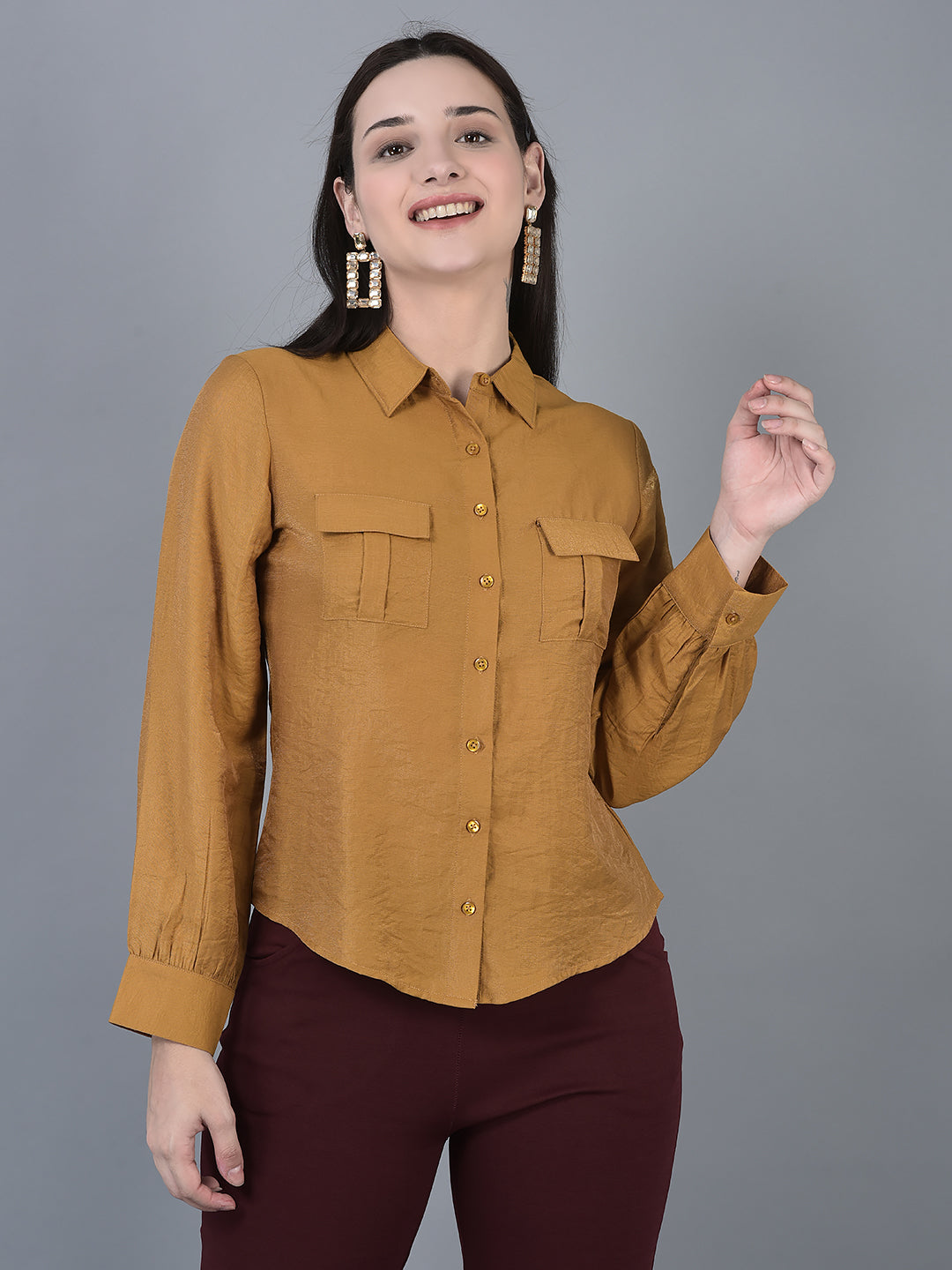 Canoe Women Long Sleeve Relaxed Fit Regular Length Button Placket Shirt