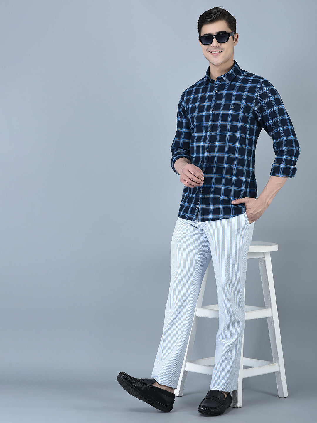 Canoe Men Casual Shirt Blue Color Cotton Fabric Button Closure Checked