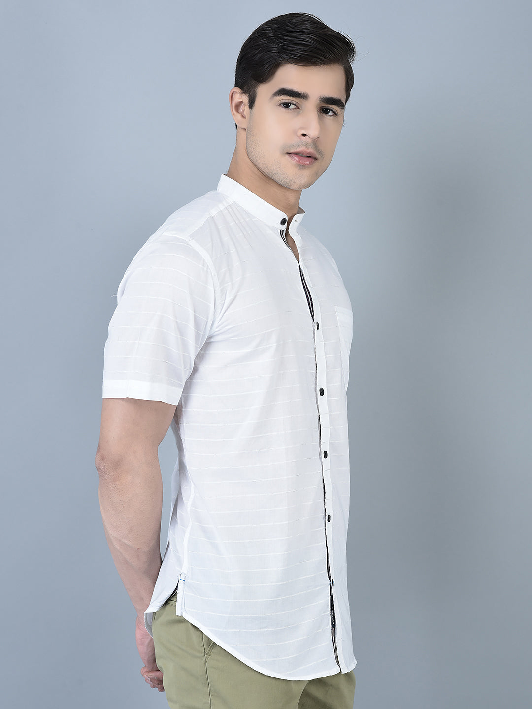 Canoe Men Casual Shirt White Color Cotton Fabric Button Closure Striped