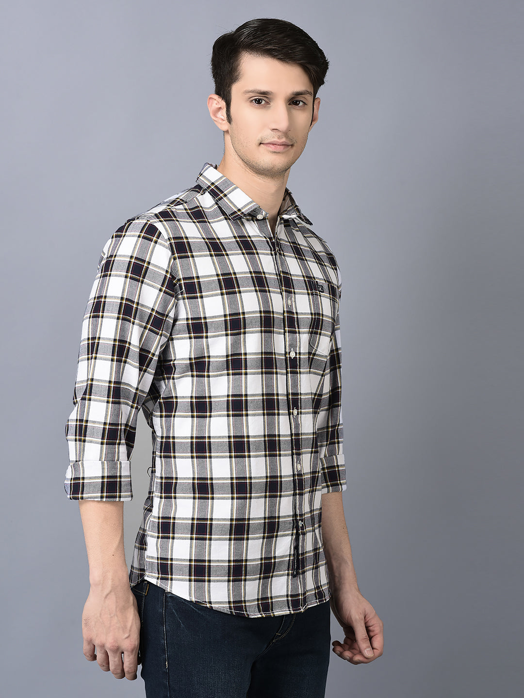 Canoe Men Casual Shirt White Color Cotton Fabric Button Closure Checked