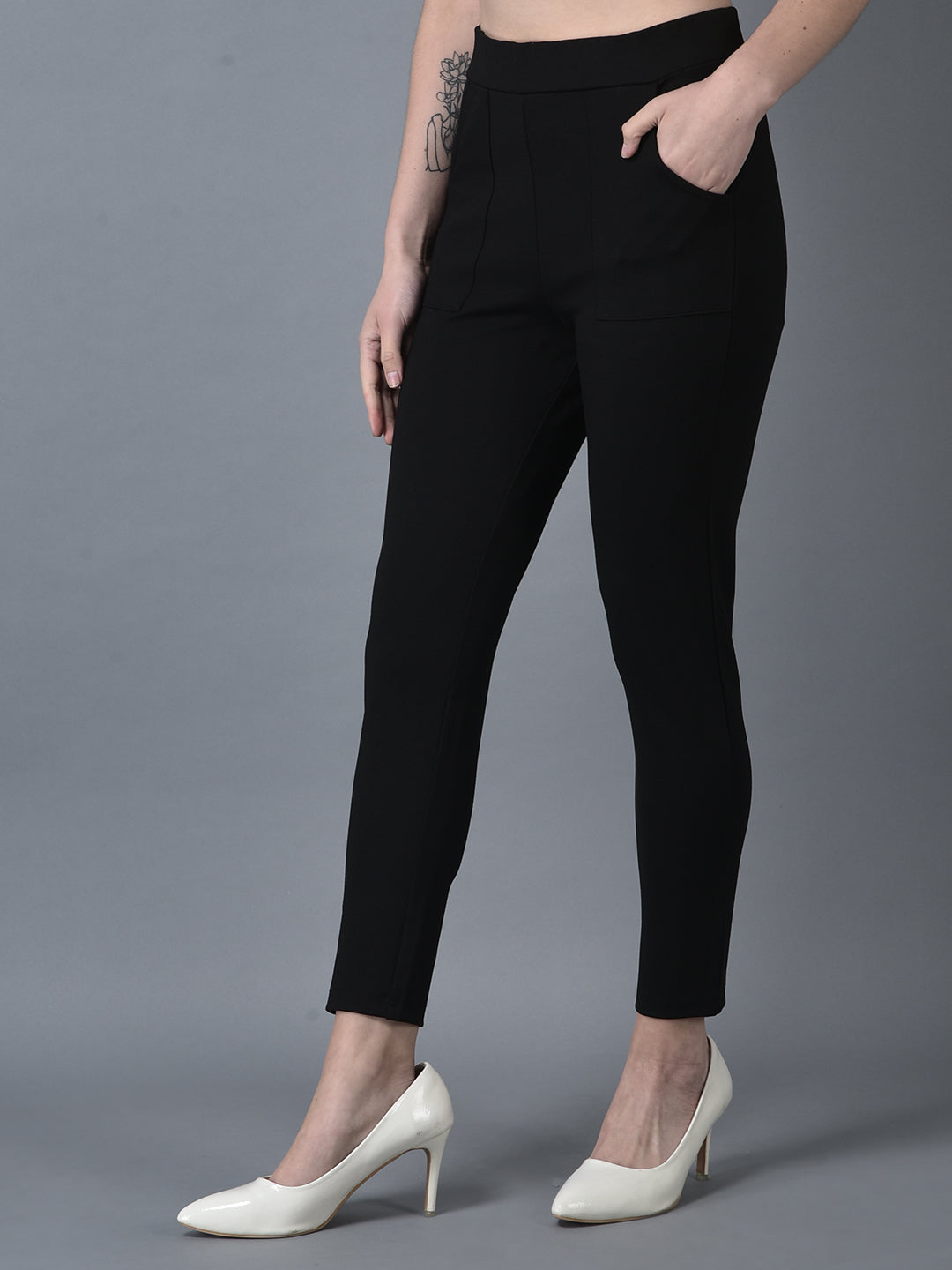 Canoe Women Slip On Closure Jeggings