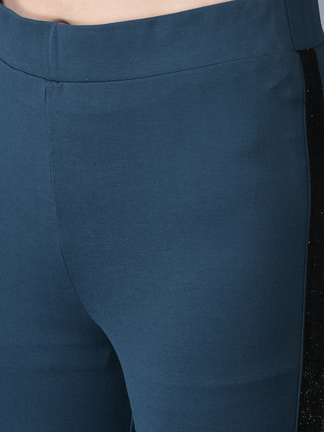 Women Slim Fit And With Black Metallic Tape Jeggings