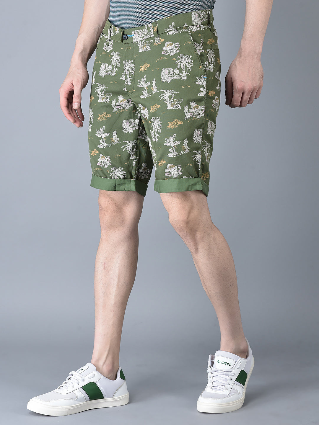 CANOE MEN CASUAL SHORT OLIVE COLOR