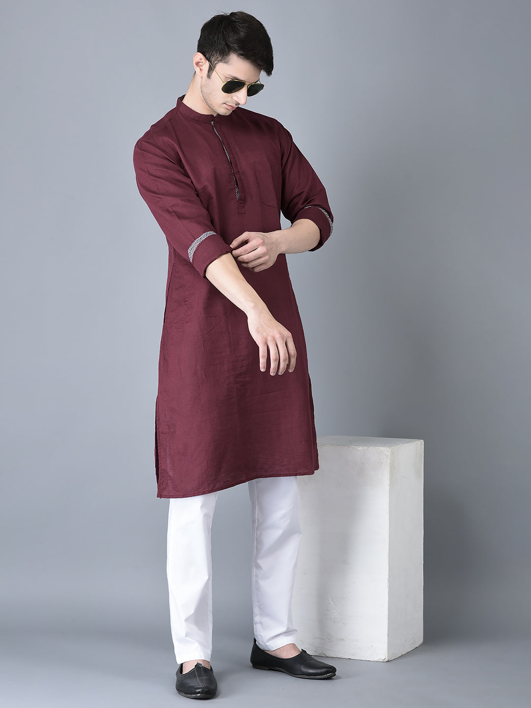 Canoe Men Casual Kurta Three Fourth Sleeve Above Knee Length