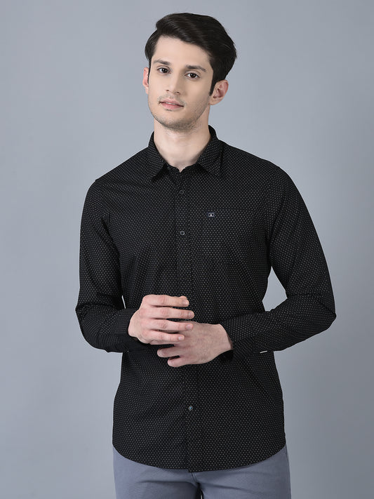 Canoe Men Casual Shirt White Color Cotton Fabric Button Closure Printed