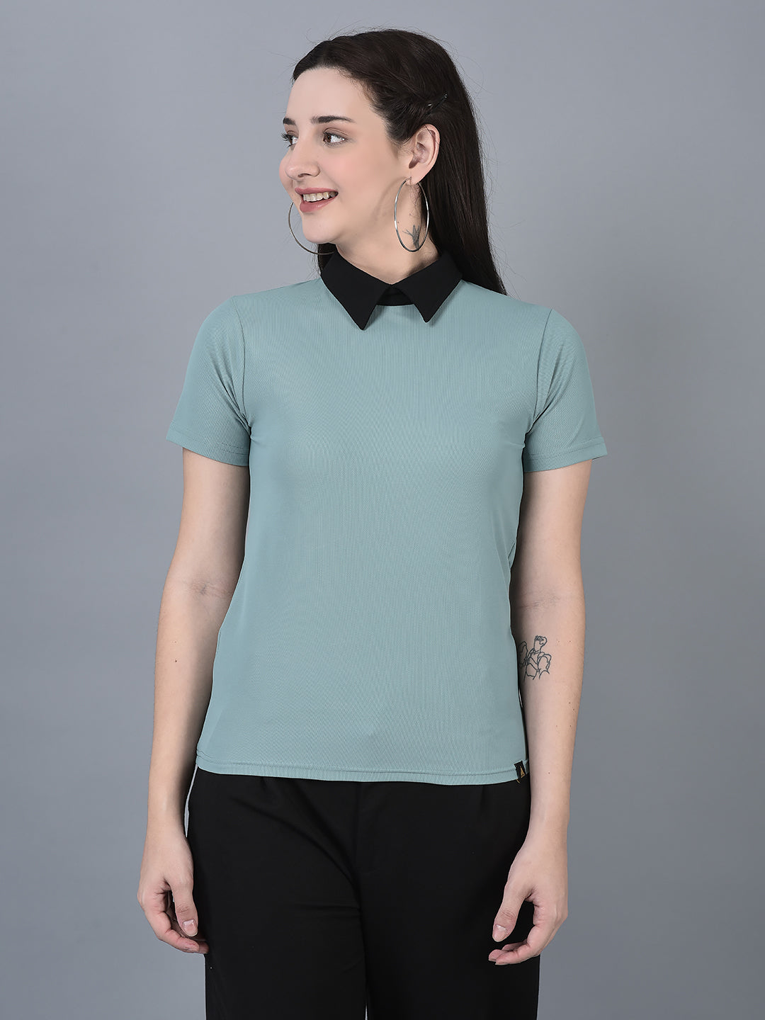 CANOE WOMEN Top Short Sleeve Medium Length Back Key Hole