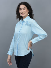 Load image into Gallery viewer, Canoe Women Long Sleeve Relaxed Fit Regular Length Button Placket Shirt
