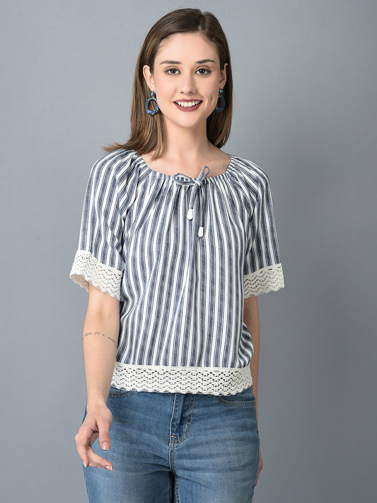 Canoe Women Raglan Sleeves Top