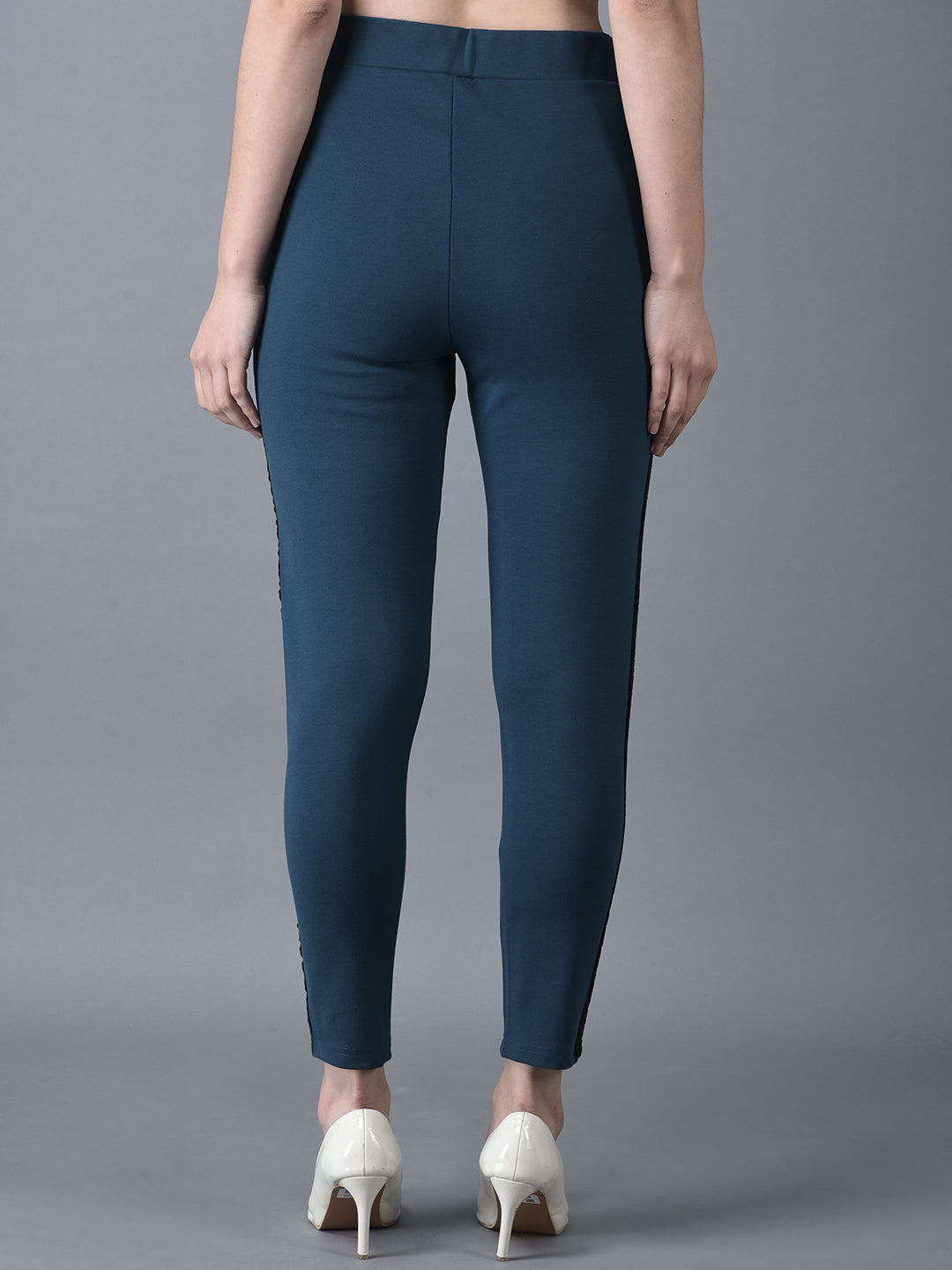 Canoe Women Slip On Closure Jeggings