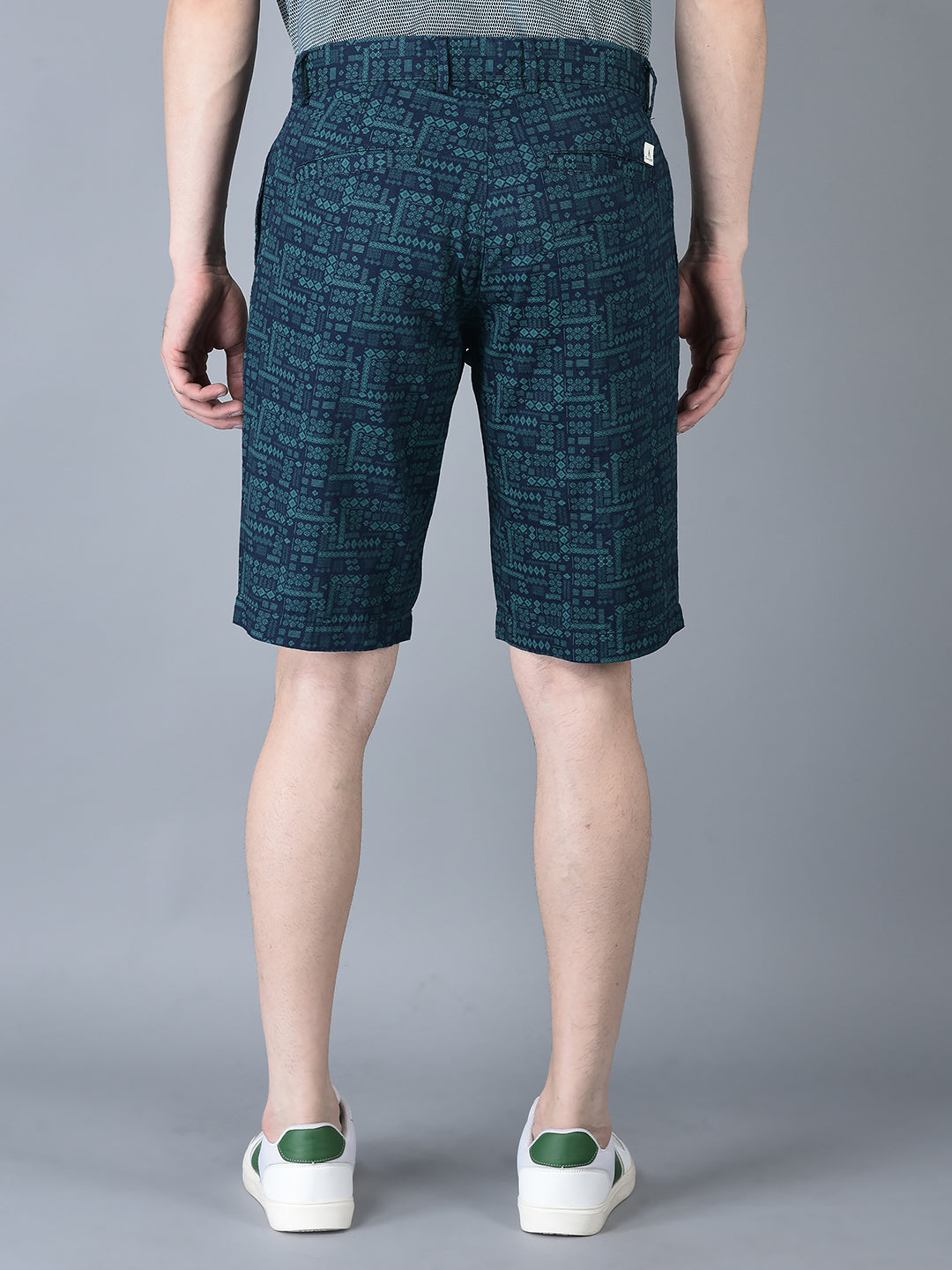 Canoe Men CASUAL SHORT BLUE/GREEN COLOR