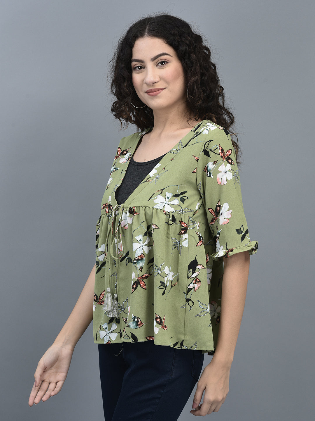 Canoe Women Short Sleeves Regular Length Floral Print Shrug