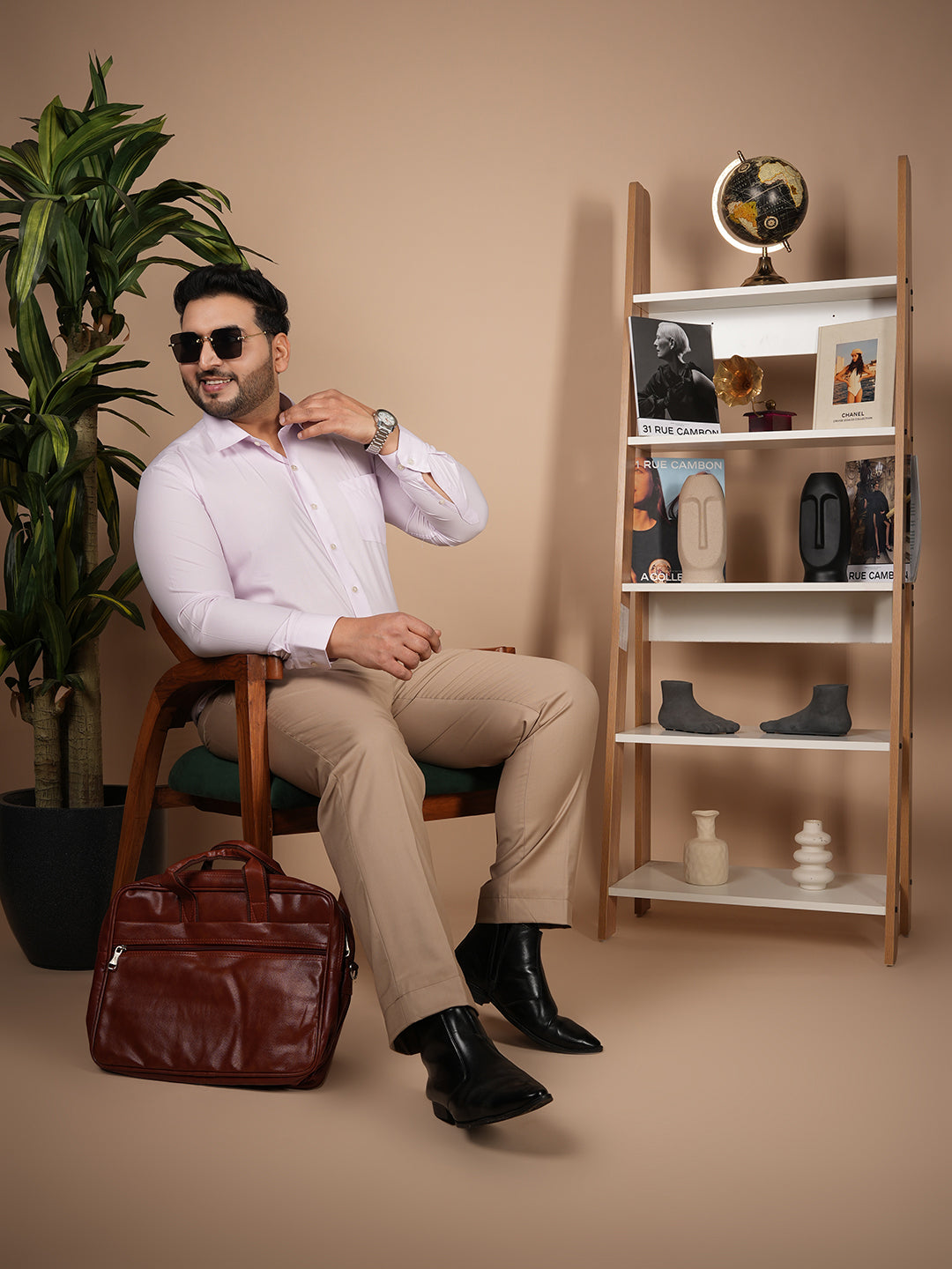 Canoe Signature Pastel Pink Microfiber Formal Shirt | Premium Executive Collection