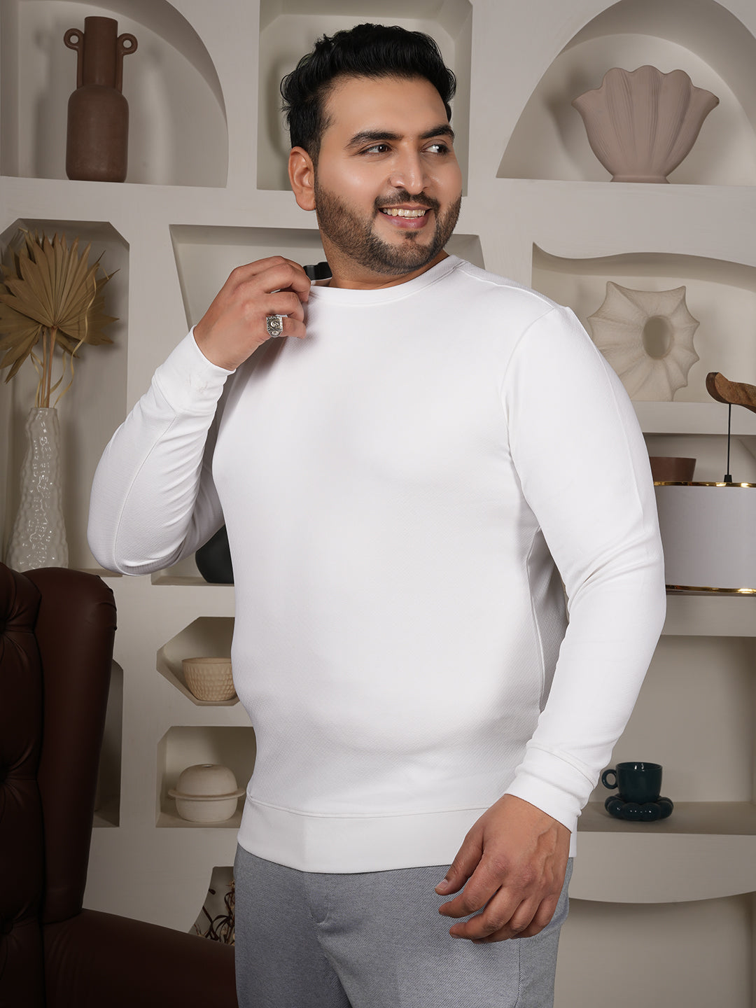 Men’s Premium White Sweatshirt – Classic Crew Neck