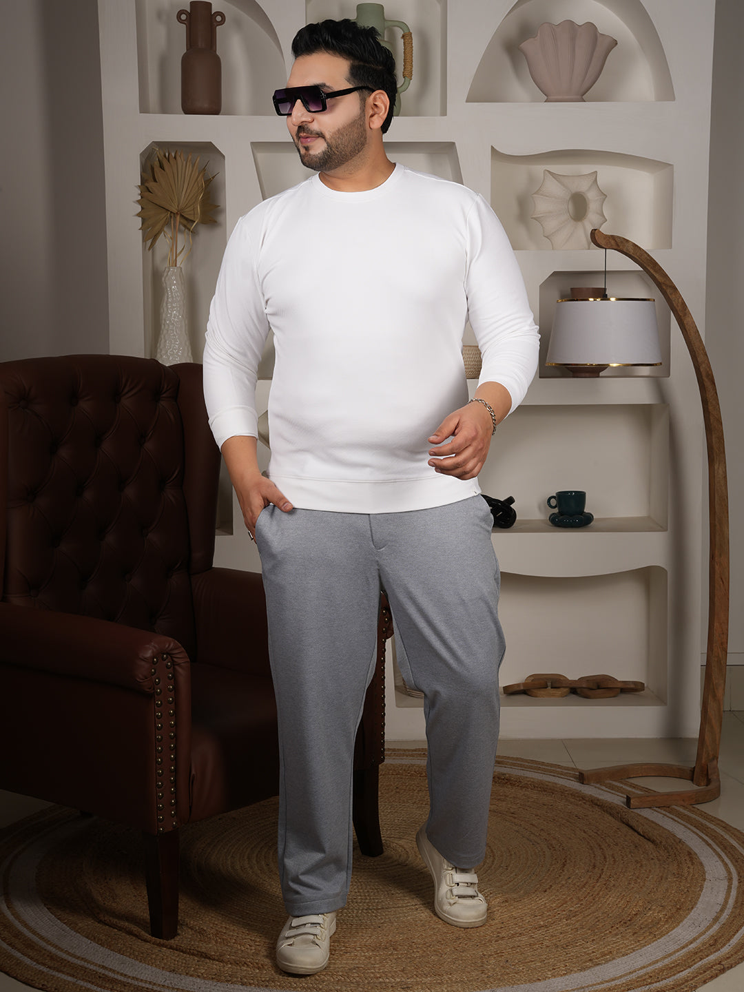 Men’s Premium White Sweatshirt – Classic Crew Neck