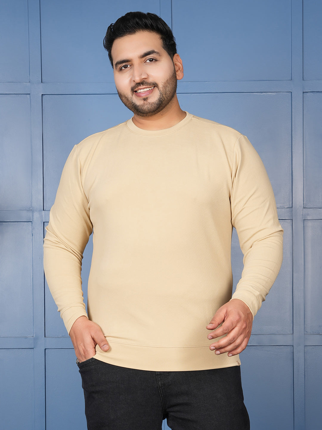 Men’s Premium Beige Sweatshirt – Classic Crew Neck