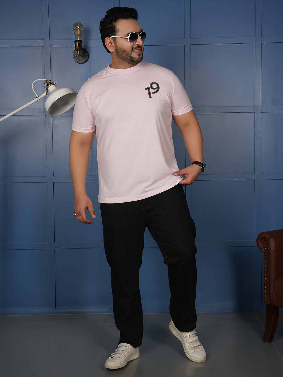 Men’s Light Pink Back Print T-Shirt – Casual Street Style