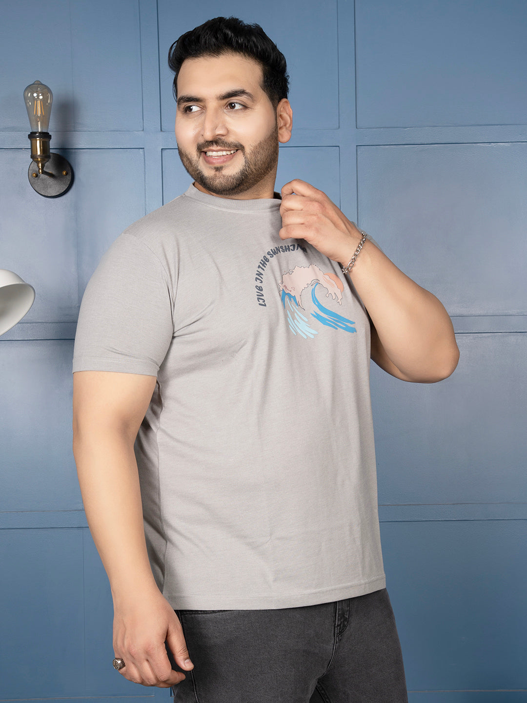 Men’s Graphic T-Shirt – Sunshine Wave Print