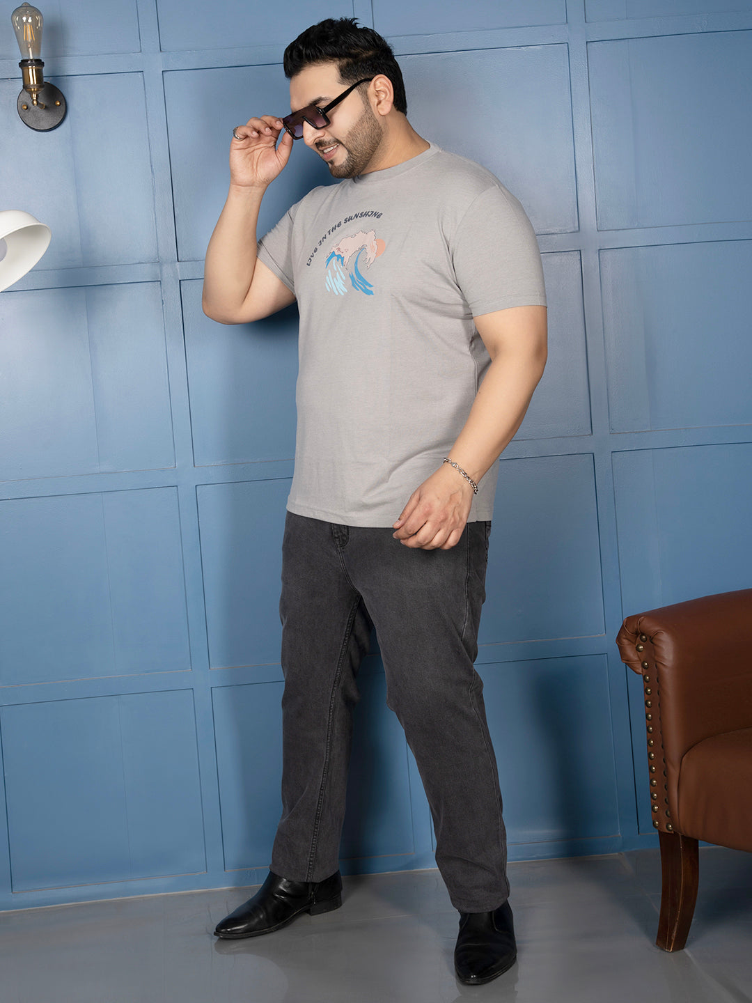 Men’s Graphic T-Shirt – Sunshine Wave Print