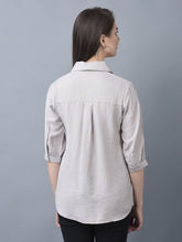 Load image into Gallery viewer, CANOE WOMEN Top Three Fourth Sleeve Medium Length Button Closer
