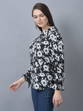 Load image into Gallery viewer, Canoe Women Button Placket Medium Length Shirt
