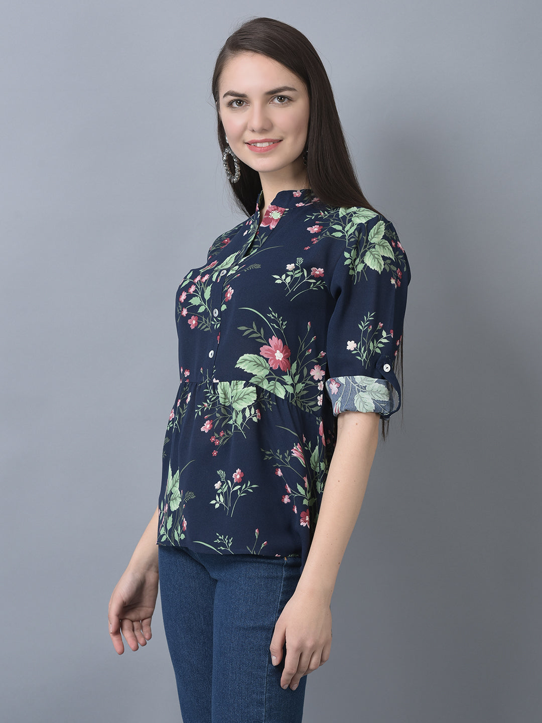 Canoe Women Round Neck Roll-Up Sleeve Flower Printed Tunic