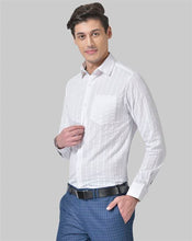 Load image into Gallery viewer, Seersucker dobby smart fit cotton lycra shirt

