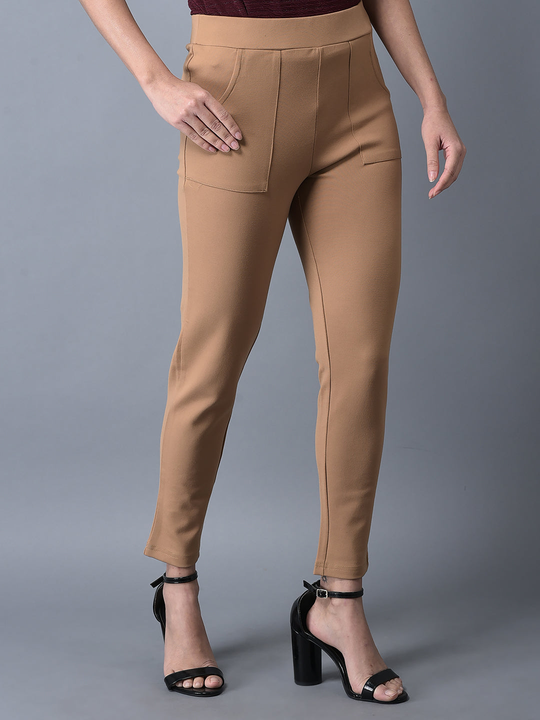 Canoe Women Slip On Closure Jeggings