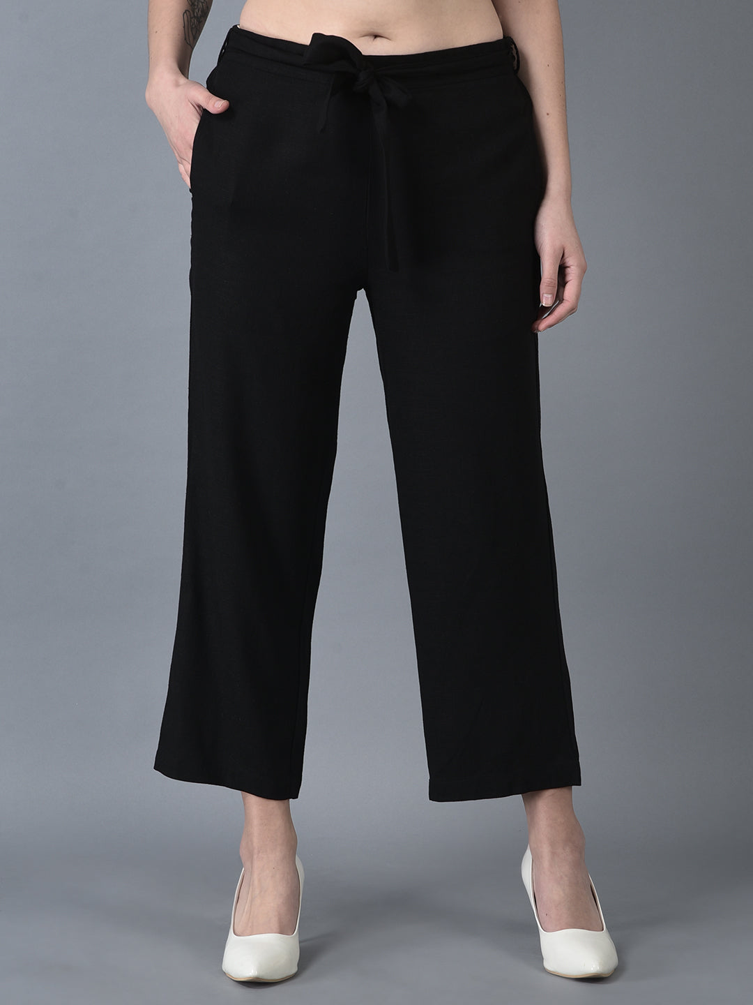 Canoe Women On-Trend Belt Tie-UP Black Color Trouser