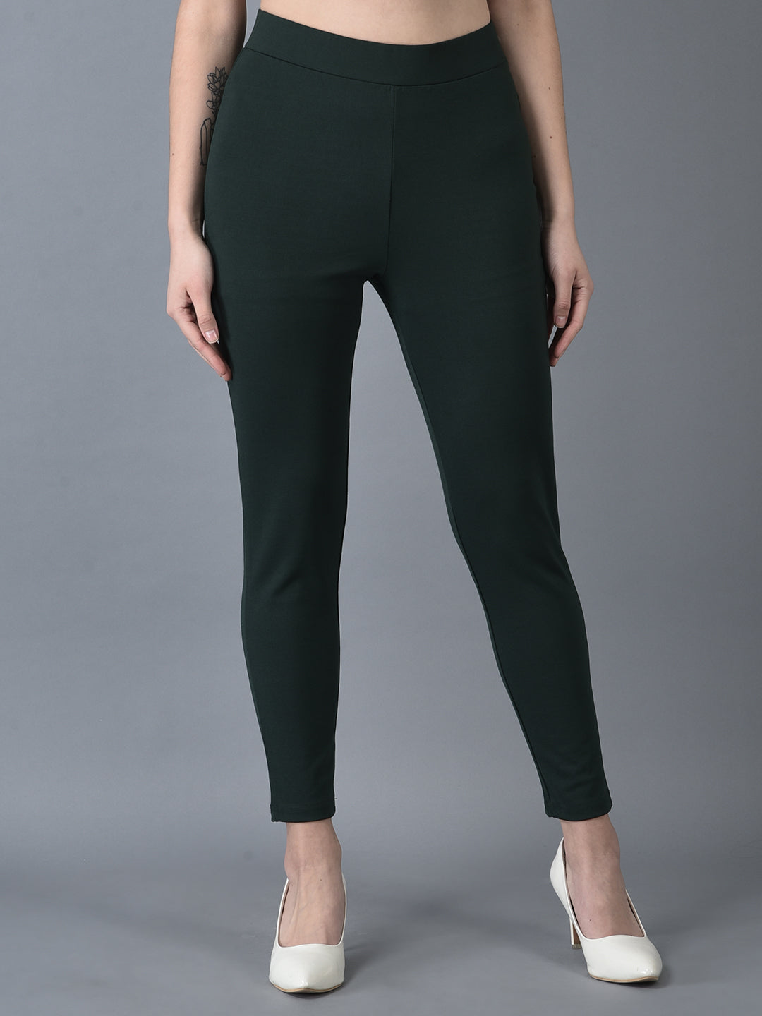 Canoe Women Abrasion-Free Green Color Jeggings