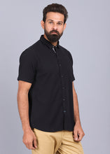 Load image into Gallery viewer,  half sleeve shirt, best casual shirts for men, latest shirts for men, mens shirt, gents shirt, trending shirts for men, mens shirts online, low price shirting, men shirt style, new shirts for men, cotton shirt, full shirt for men, collection of shirts, solid shirt, canoe casual shirt, smart fit, black shirt, urban shirt
